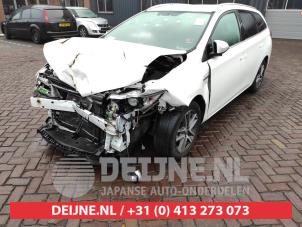 Toyota Auris 13-