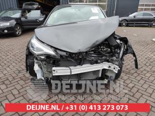 Toyota C-HR 16-