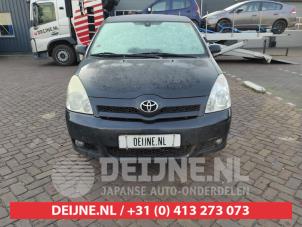 Toyota Corolla Verso 04-