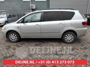 Toyota Avensis Verso 01-