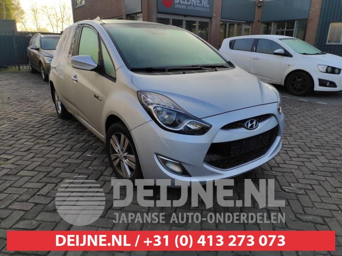 Hyundai IX20 Uitlaat Middendemper O531360 Donorvoertuig