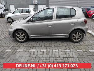 Toyota Yaris 1 00-