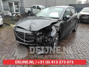 Mazda 2 15-
