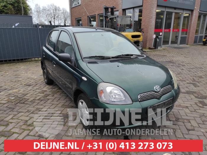 Toyota Yaris CD Speler O535986 Donorvoertuig