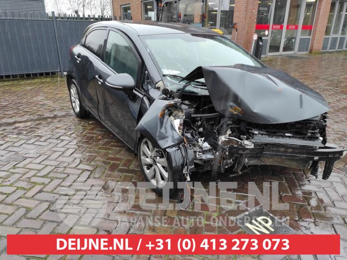 Kia Rio Bremszange rechts hinten O536107 Spenderfahrzeug