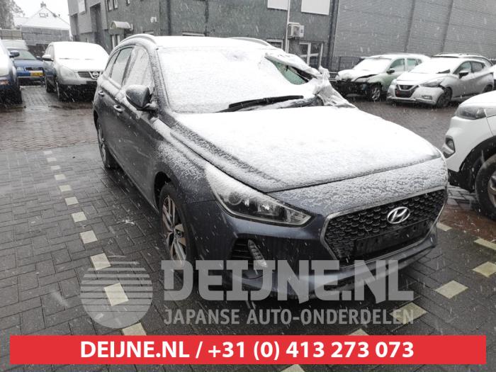 Hyundai I30 Veiligheidsgordel rechts-achter O551353 Donorvoertuig