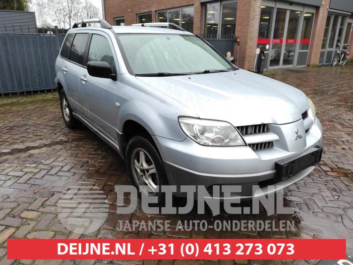 Mitsubishi Outlander Zonneklep O541205 Donorvoertuig