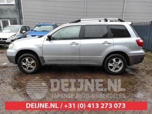 Mitsubishi Outlander 03-