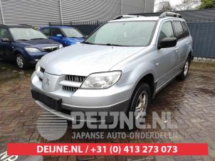Mitsubishi Outlander 03-