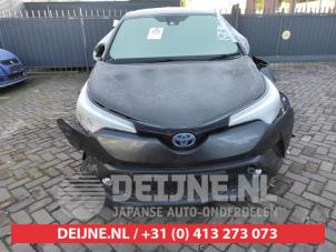 Toyota C-HR 16-