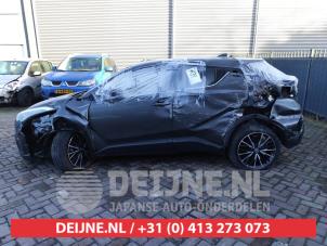 Toyota C-HR 16-