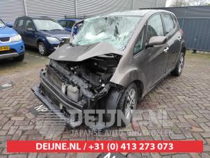 Kia Venga 10-