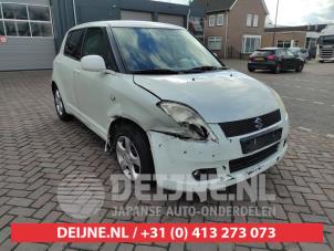 Suzuki Swift Luftfiltergehäuse O561772 Spenderfahrzeug
