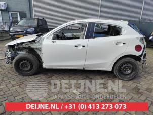 Mazda 2 15-