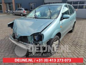 Nissan Almera Tino 01-