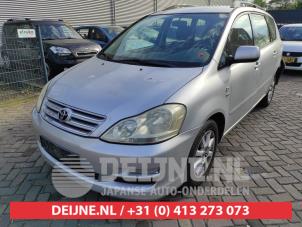 Toyota Avensis Verso 01-
