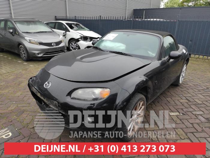 Mazda MX-5 Tank O570053