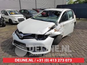 Toyota Auris 13-