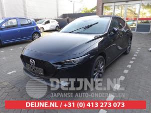 Mazda 3 18-