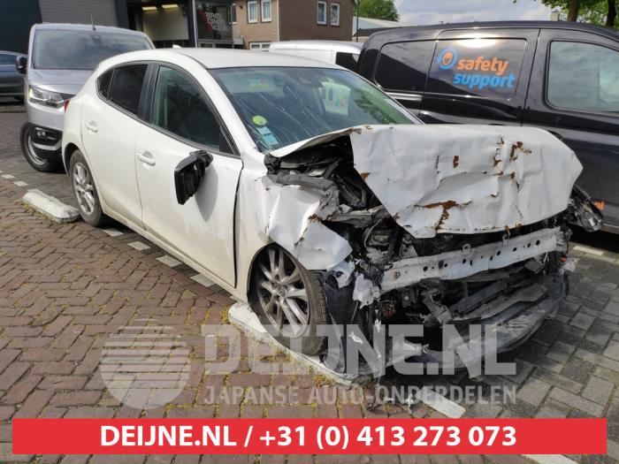 Mazda 3 Kolben O567309 Spenderfahrzeug