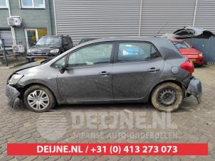 Toyota Auris 07-