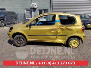Toyota Yaris 1 00-