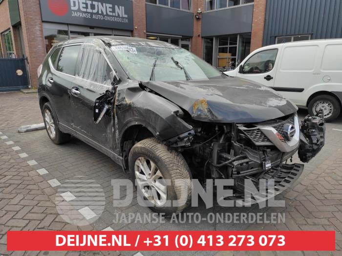 Nissan X-Trail Uitlaat voorpijp O551704 Donorvoertuig