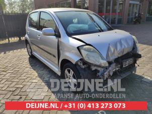 Daihatsu Sirion Scheinwerfermotor O566266 Spenderfahrzeug