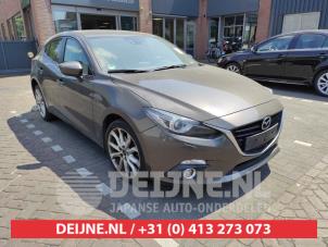 Mazda 3 PDC-Sensor O557255 Spenderfahrzeug