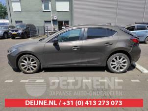 Mazda 3 13-