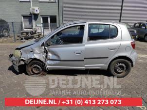 Toyota Yaris 1 00-