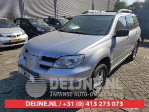 Mitsubishi Outlander 03-
