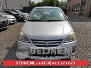 Suzuki Liana 01-