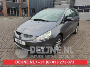 Mitsubishi Grandis 04-