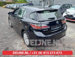 Lexus CT 200h 10-