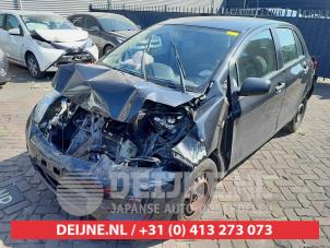 Toyota Yaris Bumper grille O556268 Donor vehicle