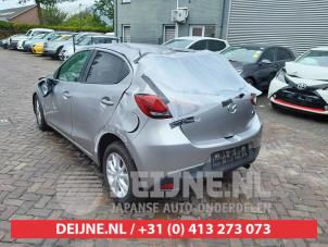 Mazda 2 15-