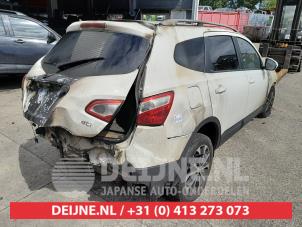 Nissan Qashqai+2 08-