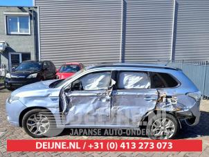 Mitsubishi Outlander 12-