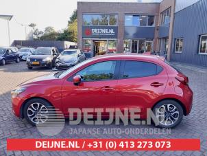 Mazda 2 15-