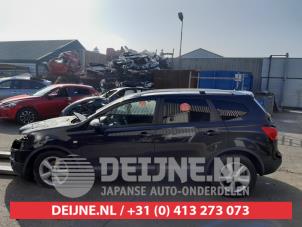Nissan Qashqai+2 08-