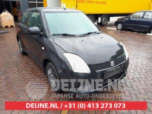Suzuki Swift Veiligheidsgordel rechts-voor O573216 Donorvoertuig