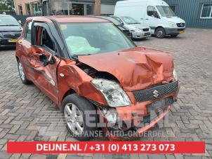 Suzuki Swift Sonnenblende O566049 Spenderfahrzeug