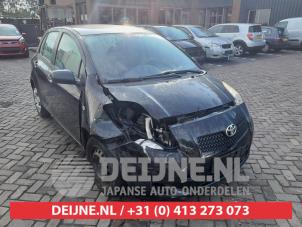 Toyota Yaris Kontaktslot+Sleutel O584005 Donorvoertuig