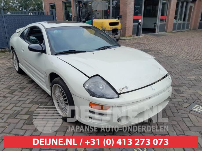 Mitsubishi Eclipse Hutablage O571305 Spenderfahrzeug