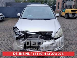 Toyota Avensis Verso 01-