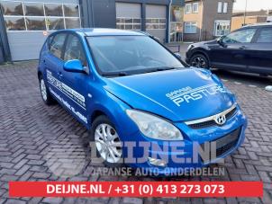 Hyundai I30 Auspuff Mitteldämpfer O581137 Spenderfahrzeug