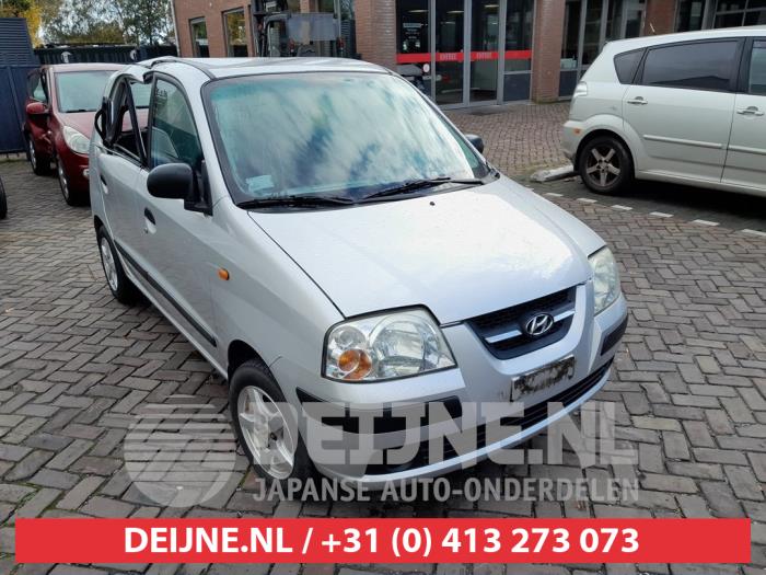 Hyundai Atos Zonneklep O574102 Donorvoertuig
