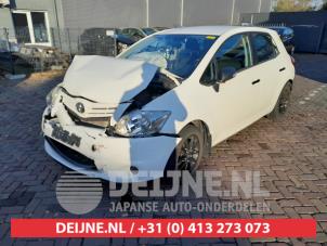 Toyota Auris 07-