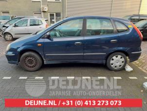 Nissan Almera Tino 01-